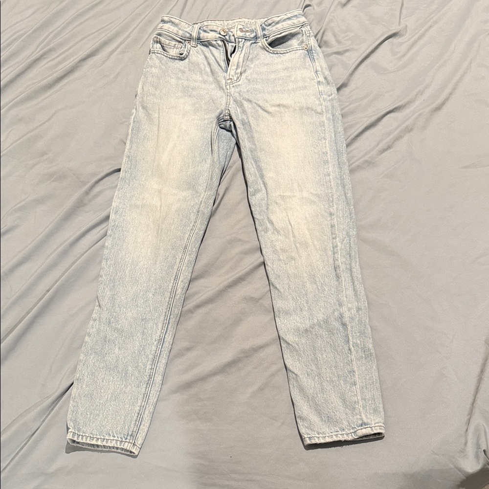 American Eagle Outfitters Light Wash Straight Leg Jeans